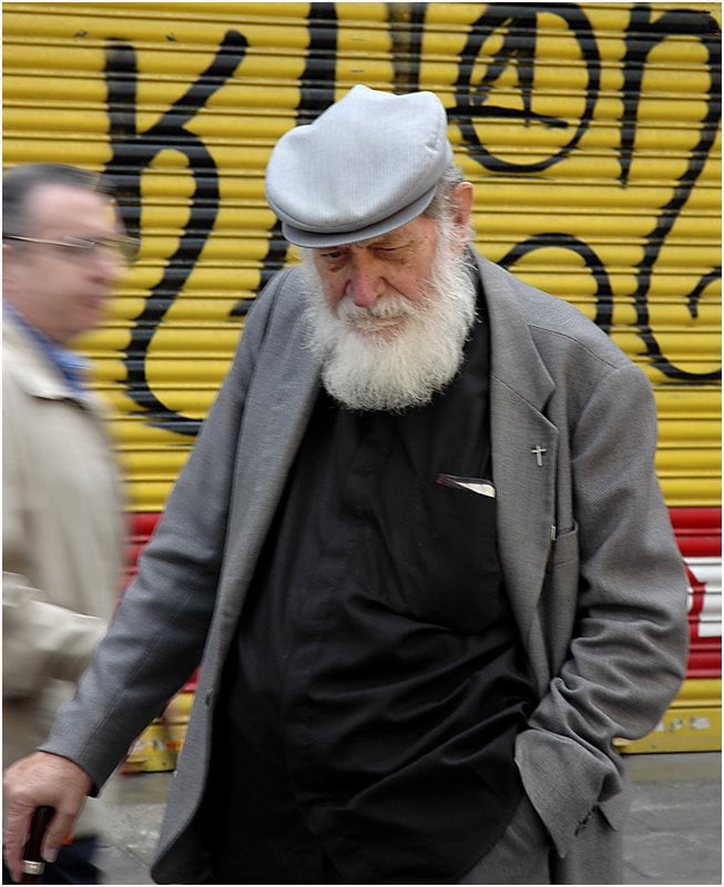 Viejo y Cansado