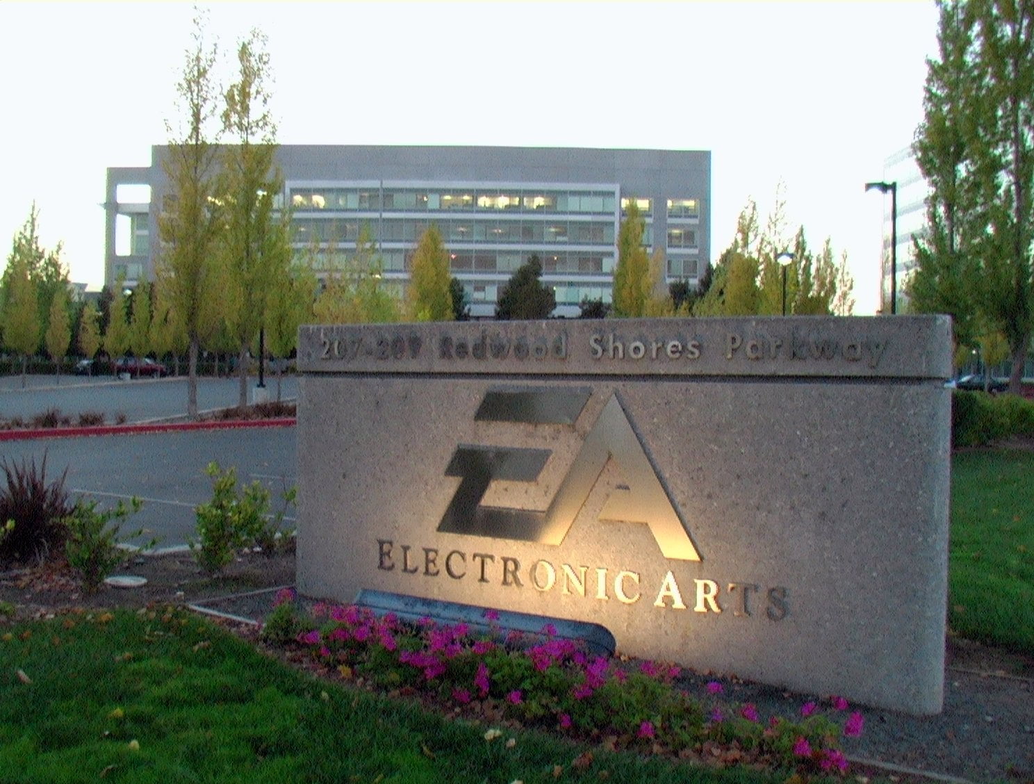 EA Redwood Shores